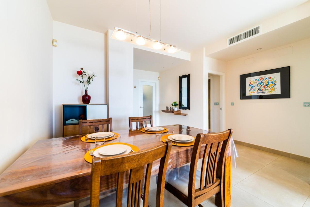 Primera línea de mar con piscina, gimnasio y parking 2 hab y 2 baños Villajoyosa  Exterior foto