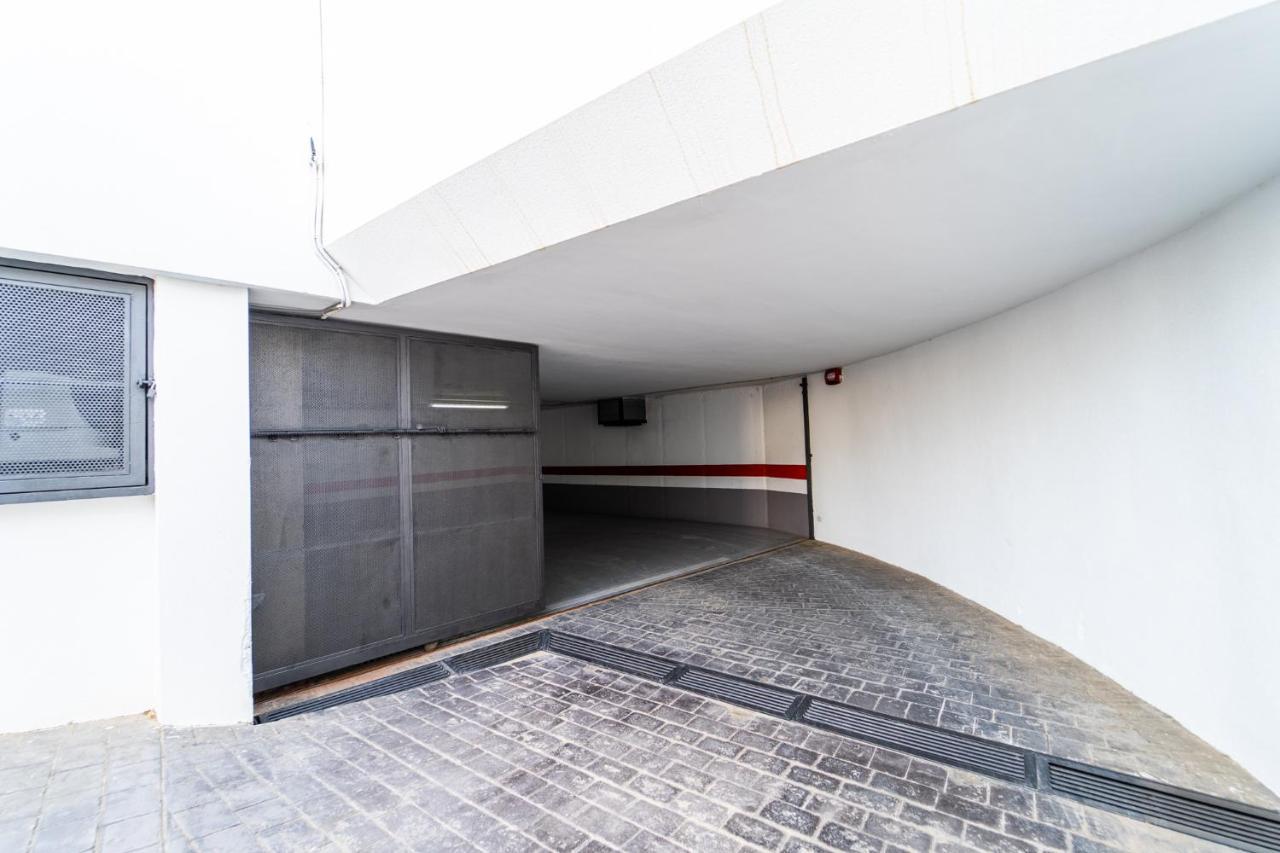 Primera línea de mar con piscina, gimnasio y parking 2 hab y 2 baños Villajoyosa  Exterior foto